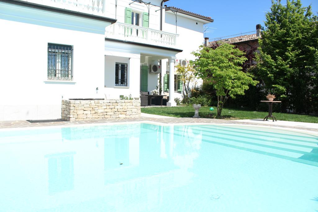 Maison Fortune Castelnuovo del Garda Cameră foto